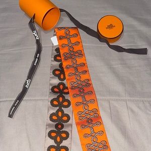 Hermes Silk Twilly Scarve